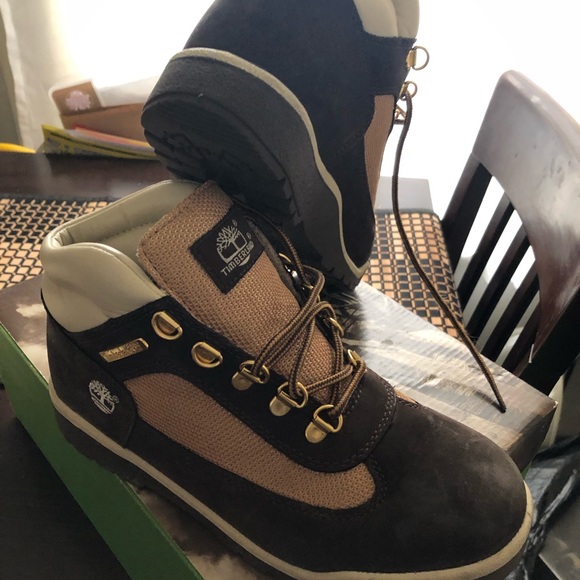 TIMBERLAND BOOTS - Picture 2 of 2